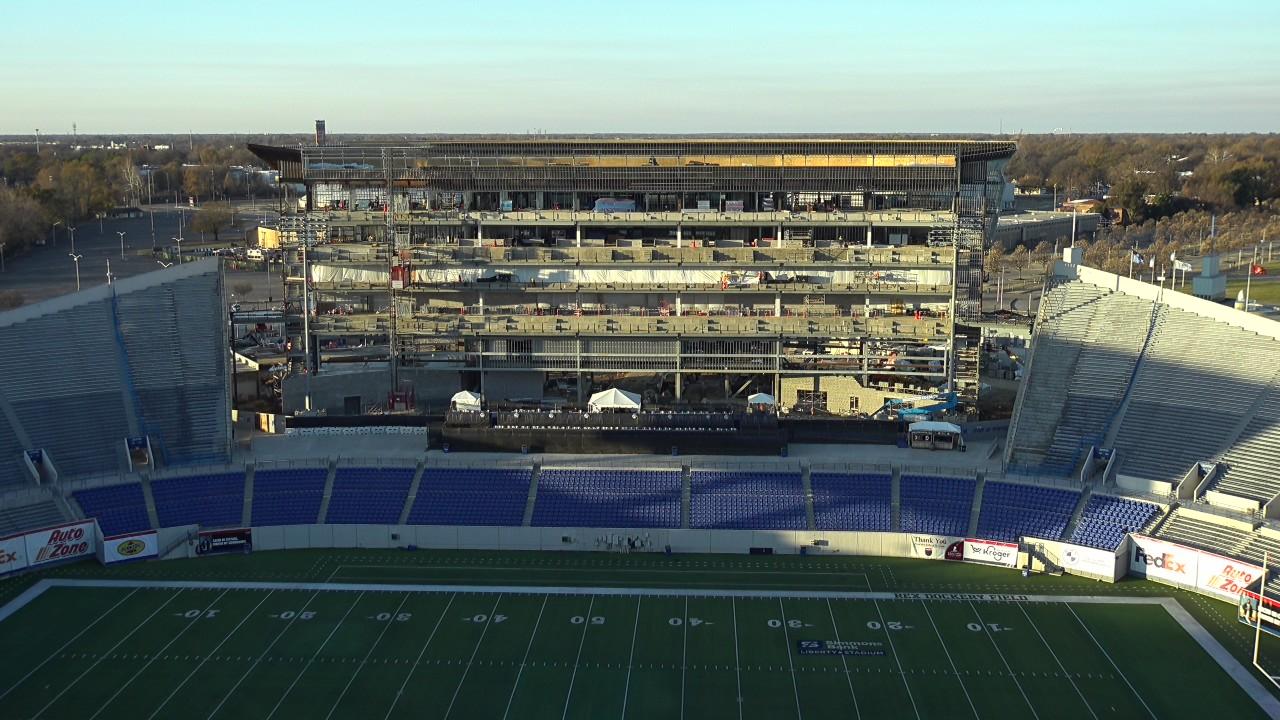 【断捨離】アメリヴィンテージUND LAYERED STADIUM JUMPER City $684M proposal FedExForum, Liberty Stadium, AutoZone